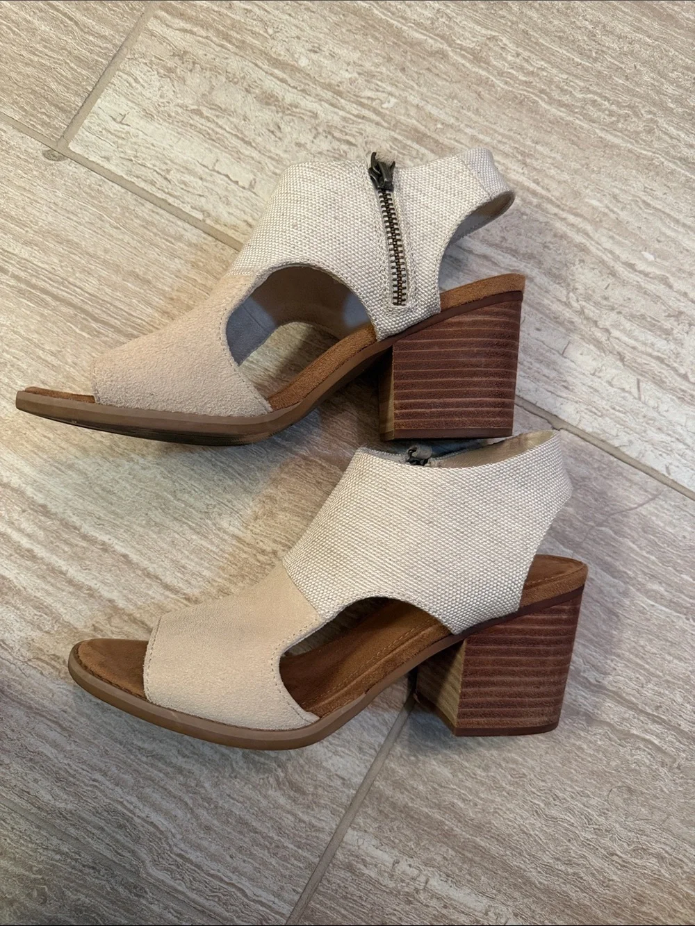 Toms slingback wedges